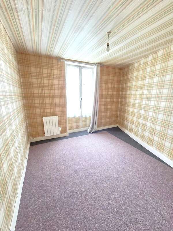 Appartement à SAINT-LAURENT-NOUAN