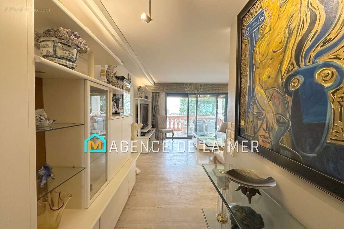 Appartement à THEOULE-SUR-MER