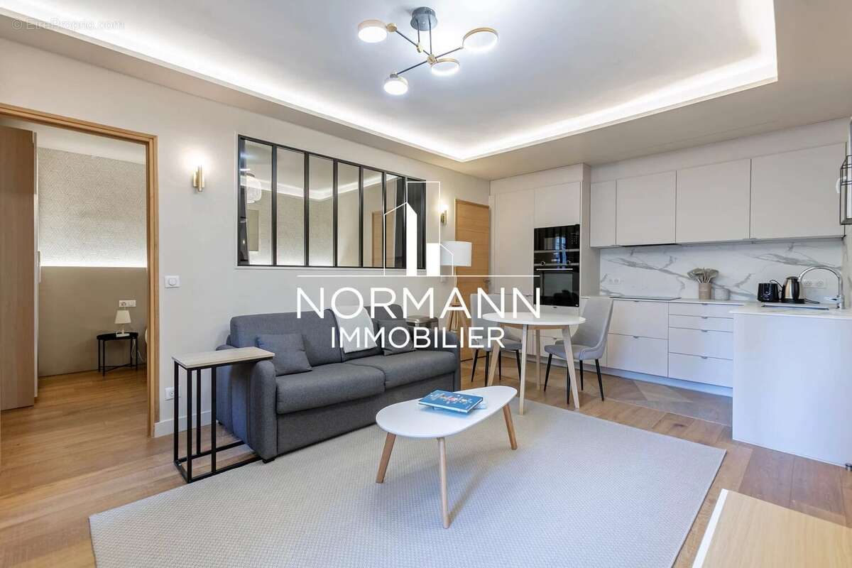 Appartement à PARIS-3E