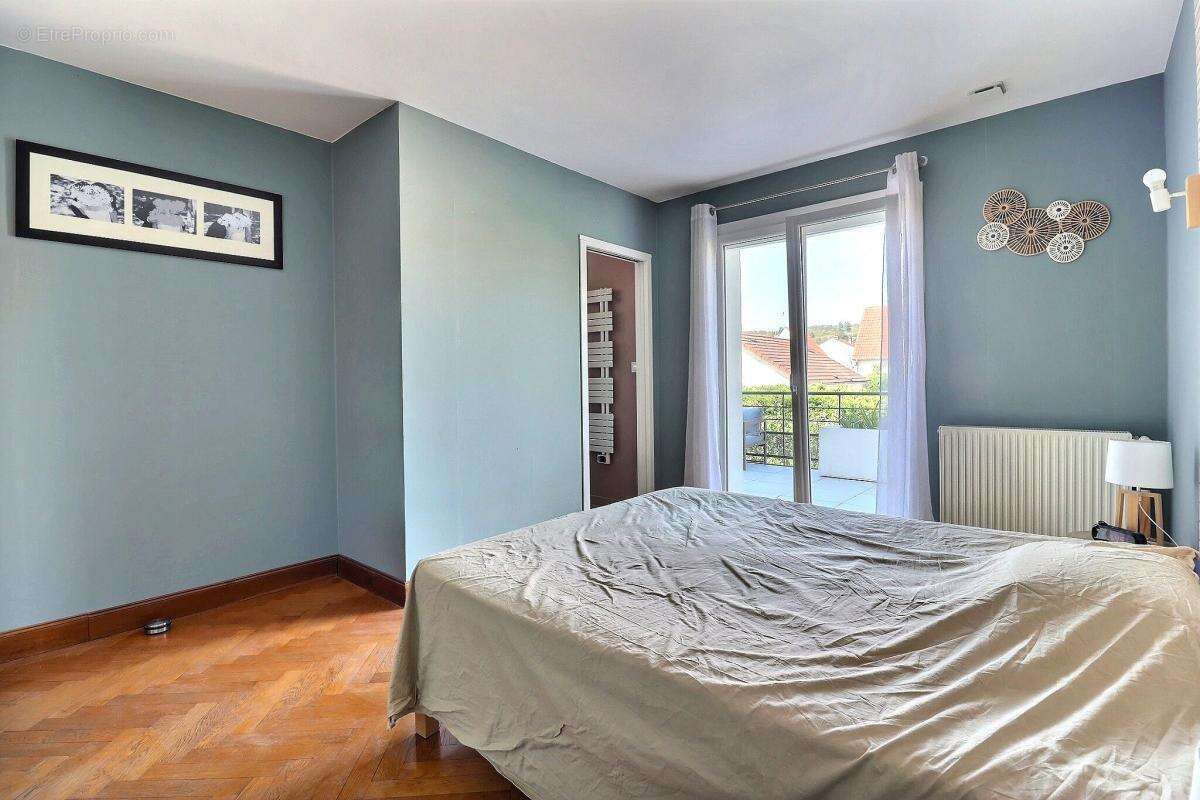 Maison individuelle rénovée au calme et proche toutes commodités - photo 9