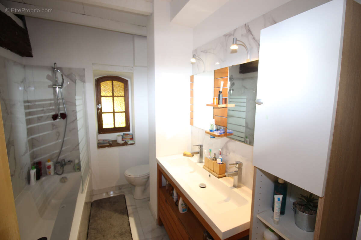 Maison à DREMIL-LAFAGE