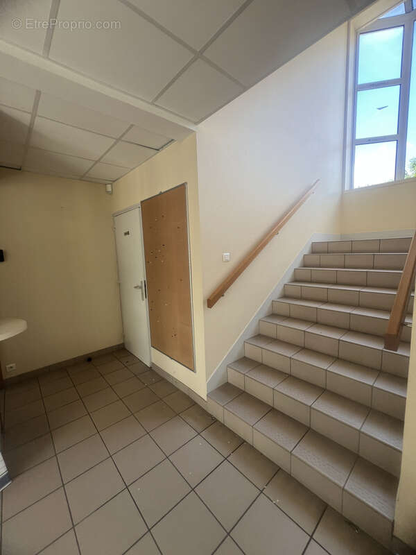 Commerce à JUGON-LES-LACS