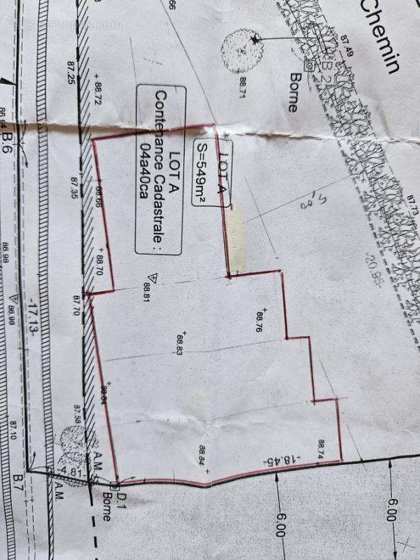 Terrain à SAINT-BAUZILLE-DE-LA-SYLVE