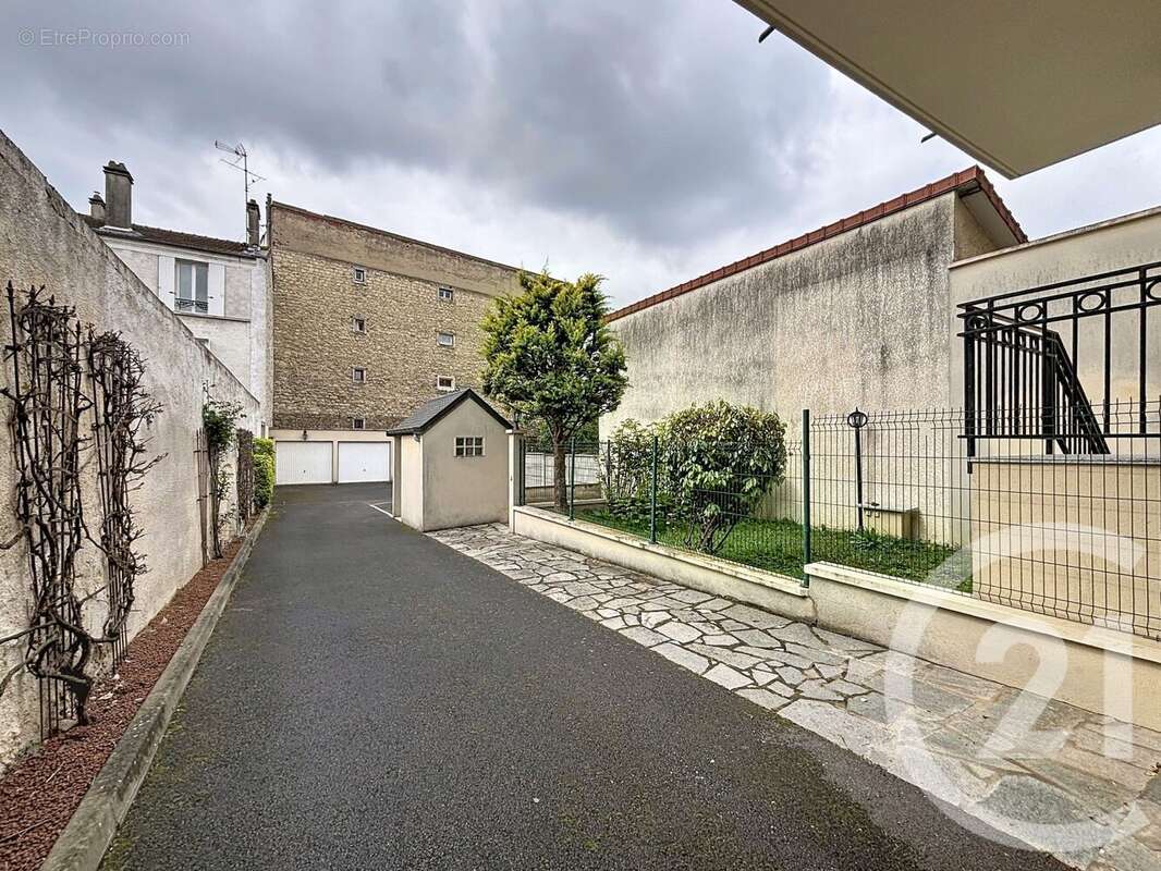 Photo 4 - Appartement à CHOISY-LE-ROI