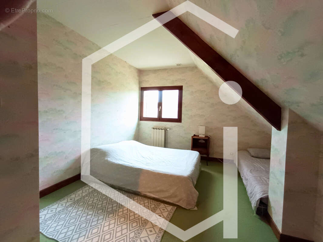 Maison à COSNE-COURS-SUR-LOIRE