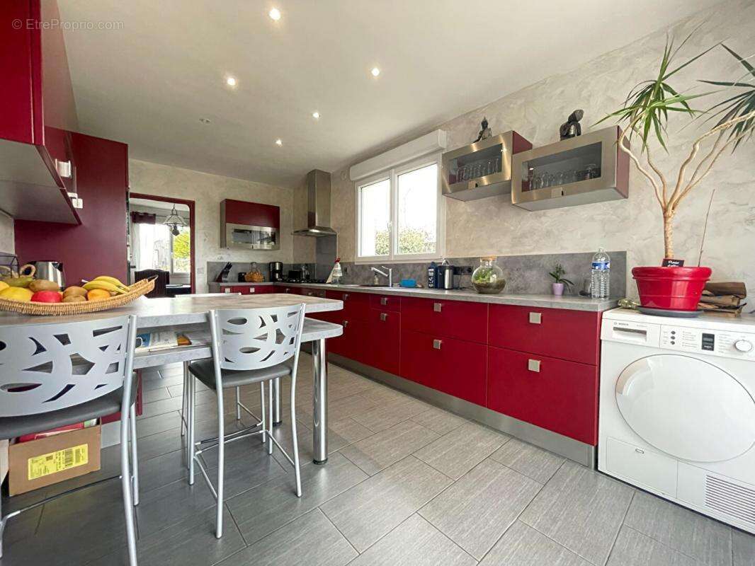 Maison à LA TURBALLE