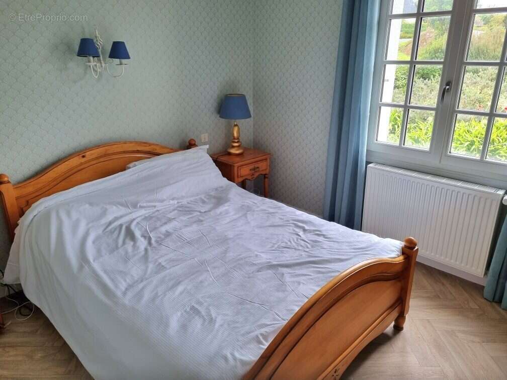 Maison à TREVOU-TREGUIGNEC