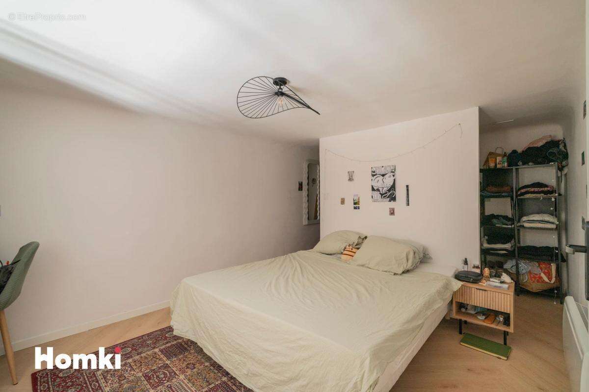 Appartement à MARSEILLE-2E