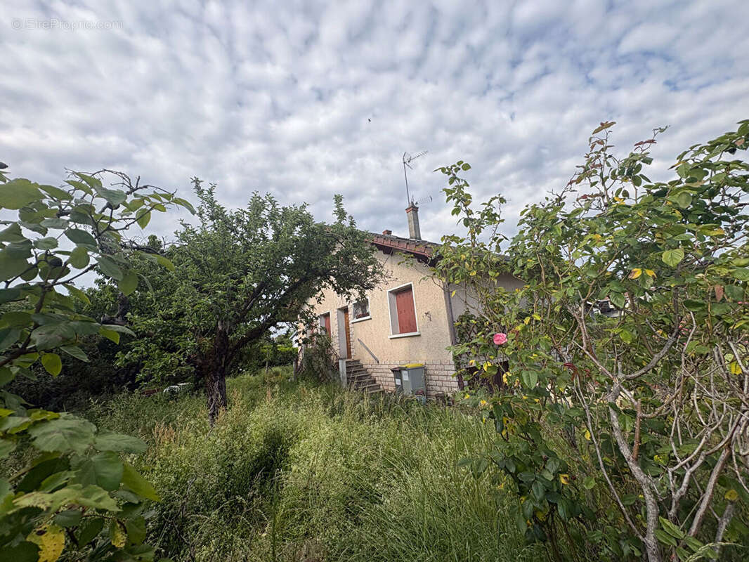Maison à PONT-DE-CHERUY