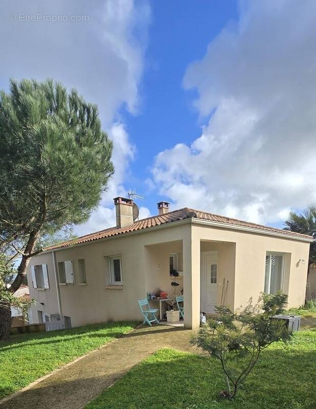 Maison à LONGEVILLE-SUR-MER