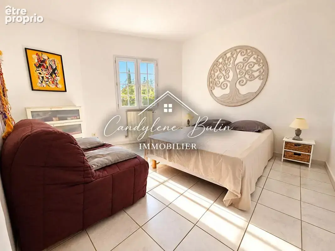 Villa 4 faces de plain-pied de131 m² ,4 chambres et piscine - photo 12