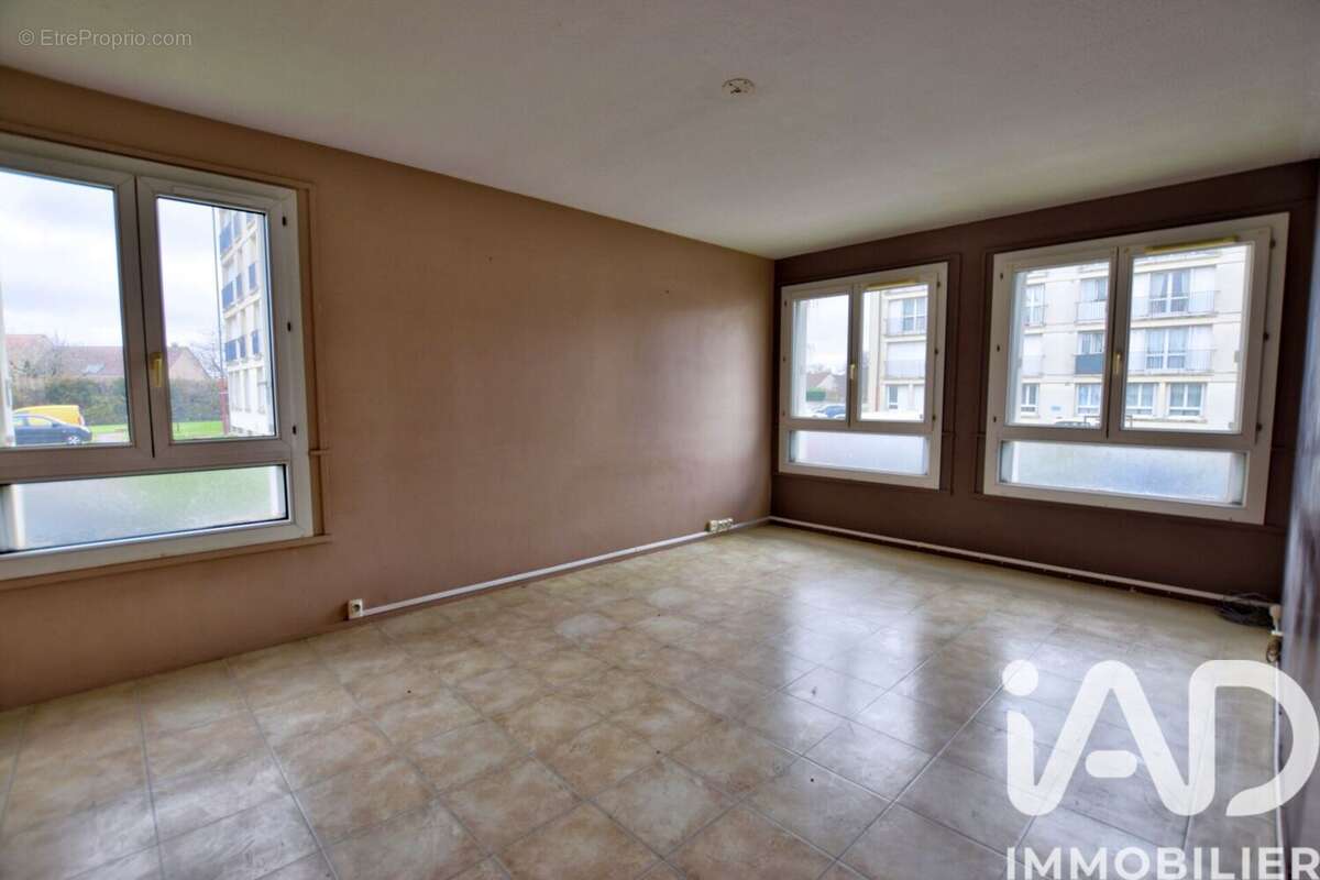 Photo 3 - Appartement à CHAMPCUEIL