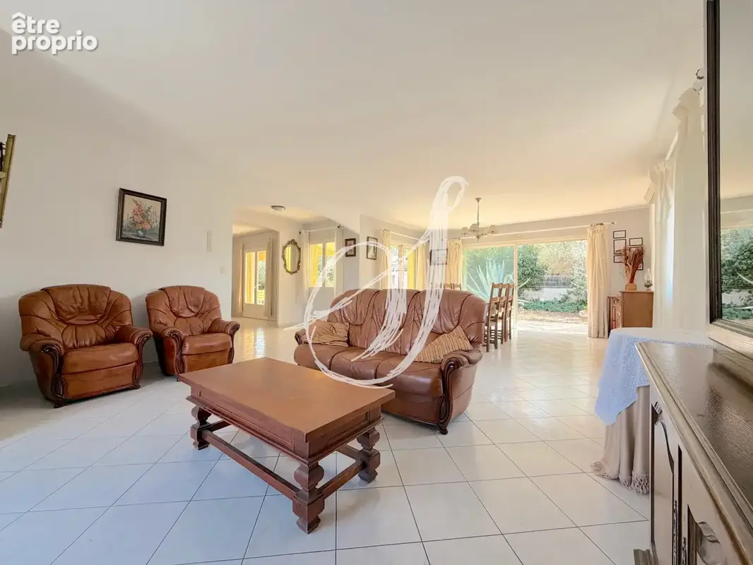 Villa de plain-pied de type 4, trois chambres avec jardin & sous-sol intégral sur Saint Georges d'Orques - photo 6