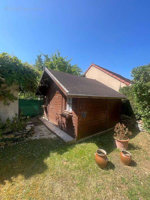 Maison à SAVIGNY-LE-TEMPLE