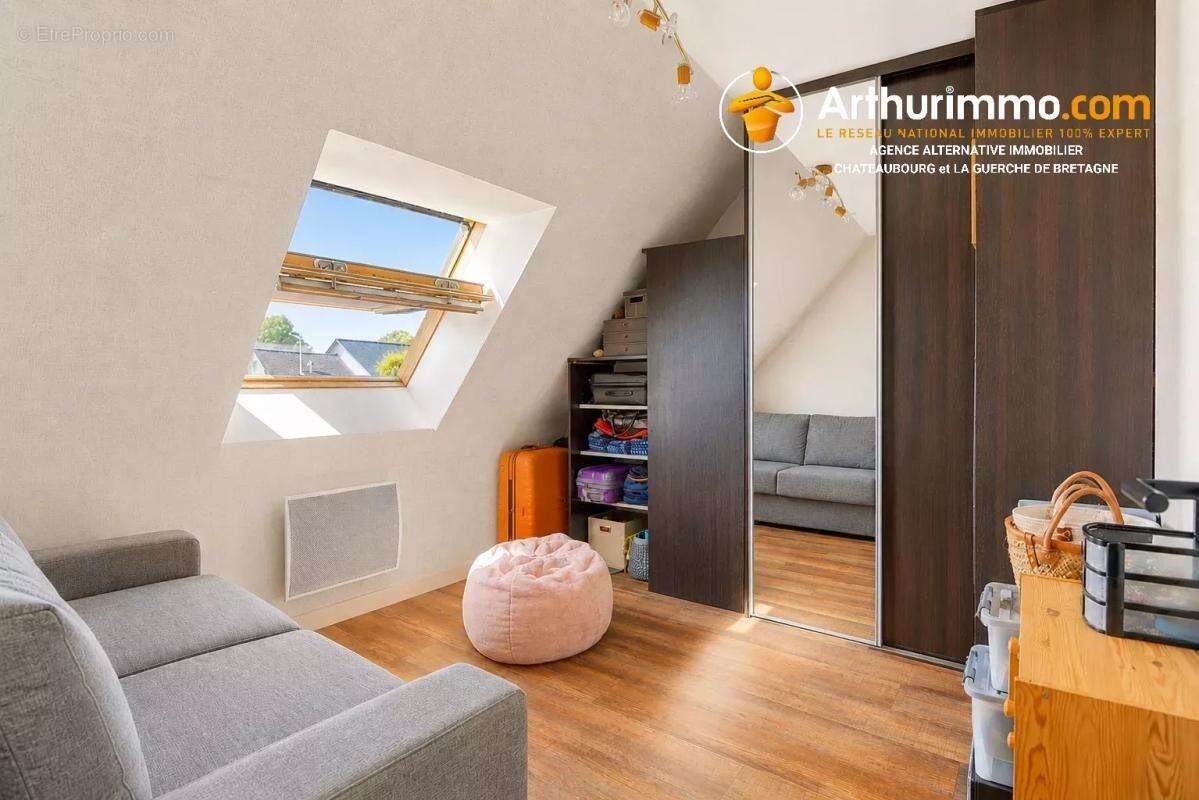 THORIGNÉ-FOUILLARD – Charmante maison familiale de 103 m² dans un environnement privilégié! - photo 15