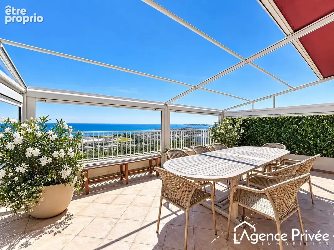 Vue cuisine - Appartement à CAGNES-SUR-MER