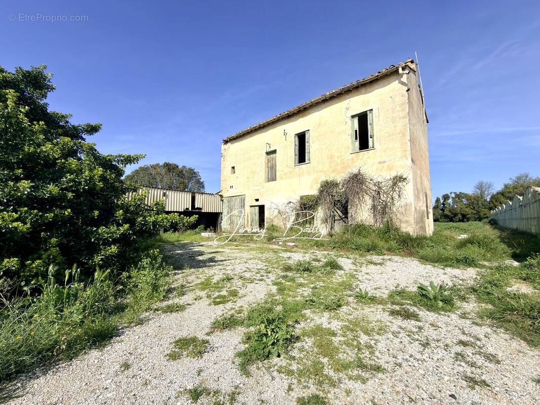 Maison à SAINT-ESTEVE