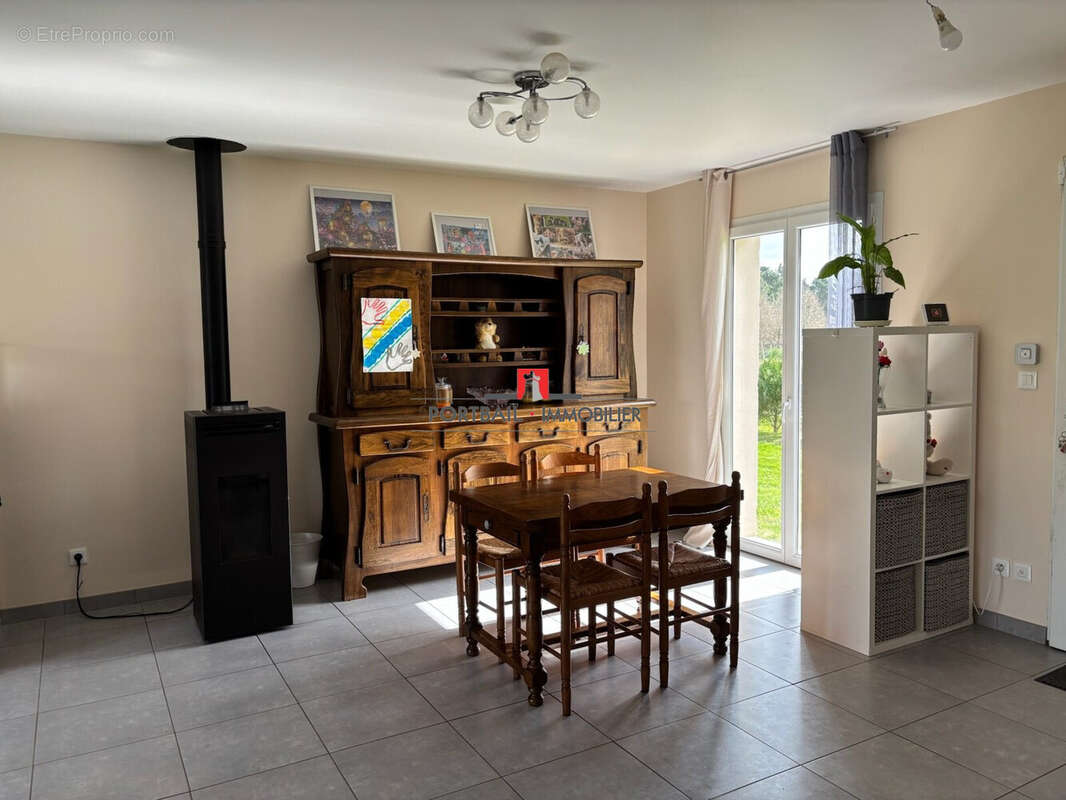 Maison à CAVIGNAC