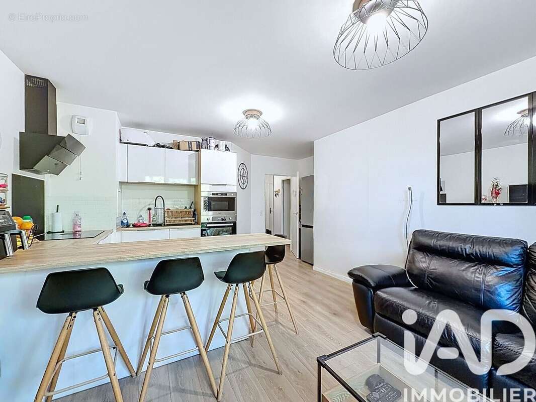 Photo 4 - Appartement à LE PLESSIS-TREVISE