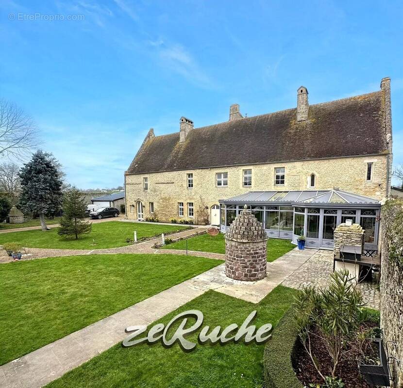 Maison à LE MANOIR