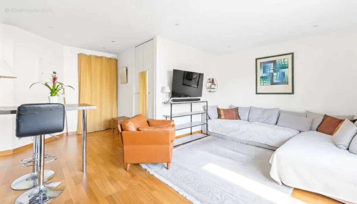 Appartement à GARCHES