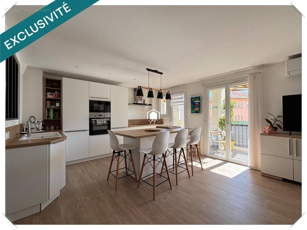 Photo 1 - Appartement à TOULON