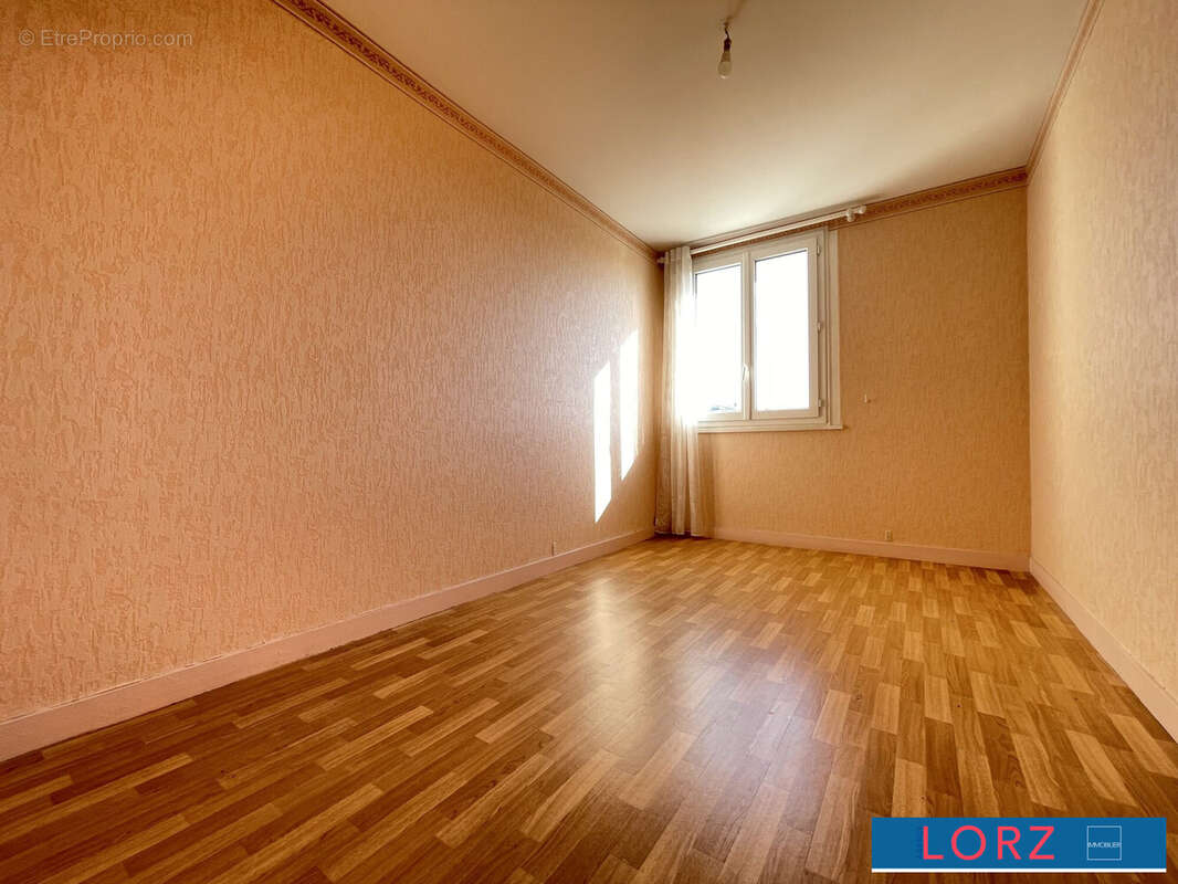 Appartement 4 pièces 96 m² à vendre à Bourges (18000) - photo 5