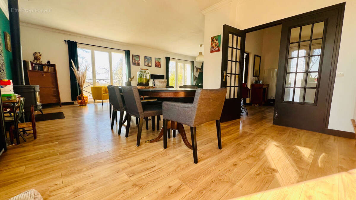 Maison à LES ALLUETS-LE-ROI