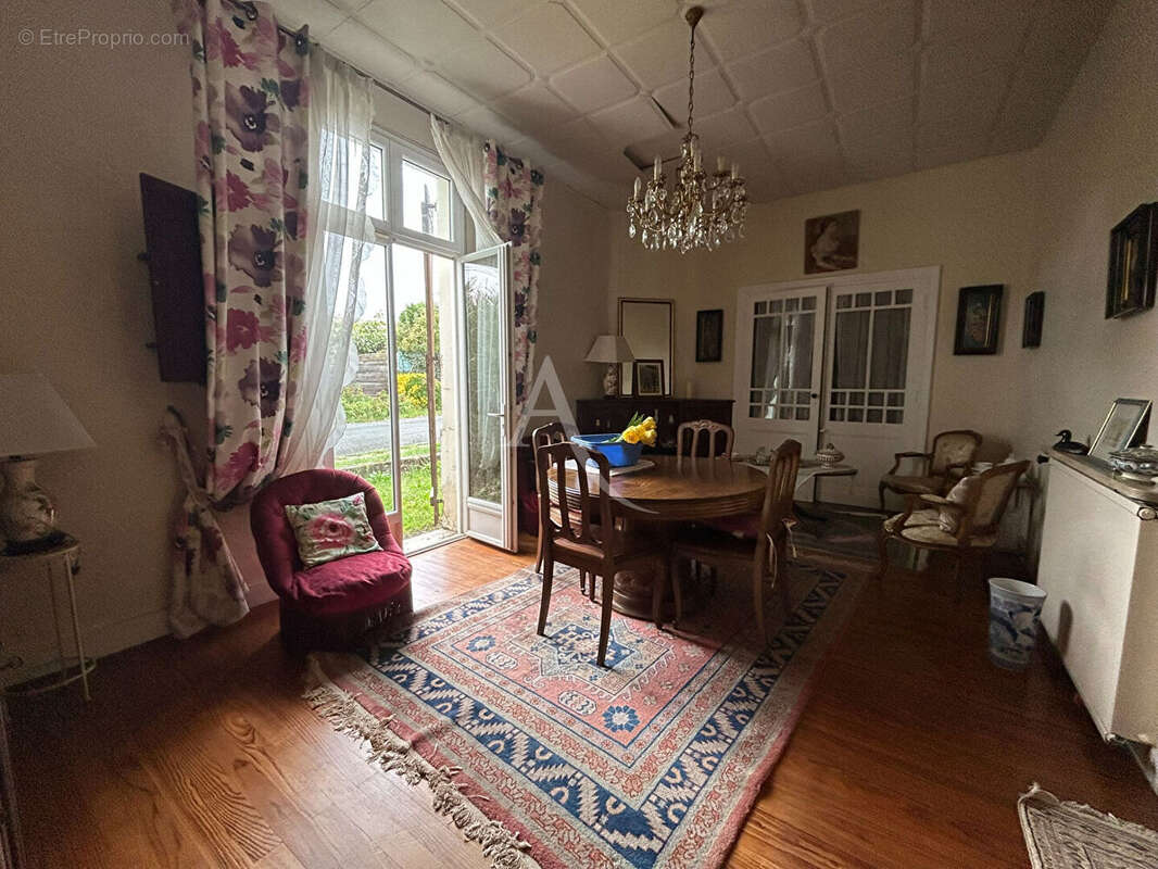 Maison à SAINT-MEDARD-EN-JALLES