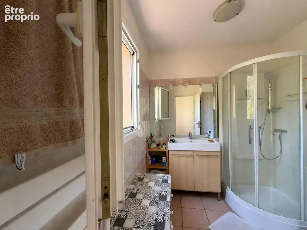 Maison 98 m² à Vins-Sur-Caramy  - photo 8