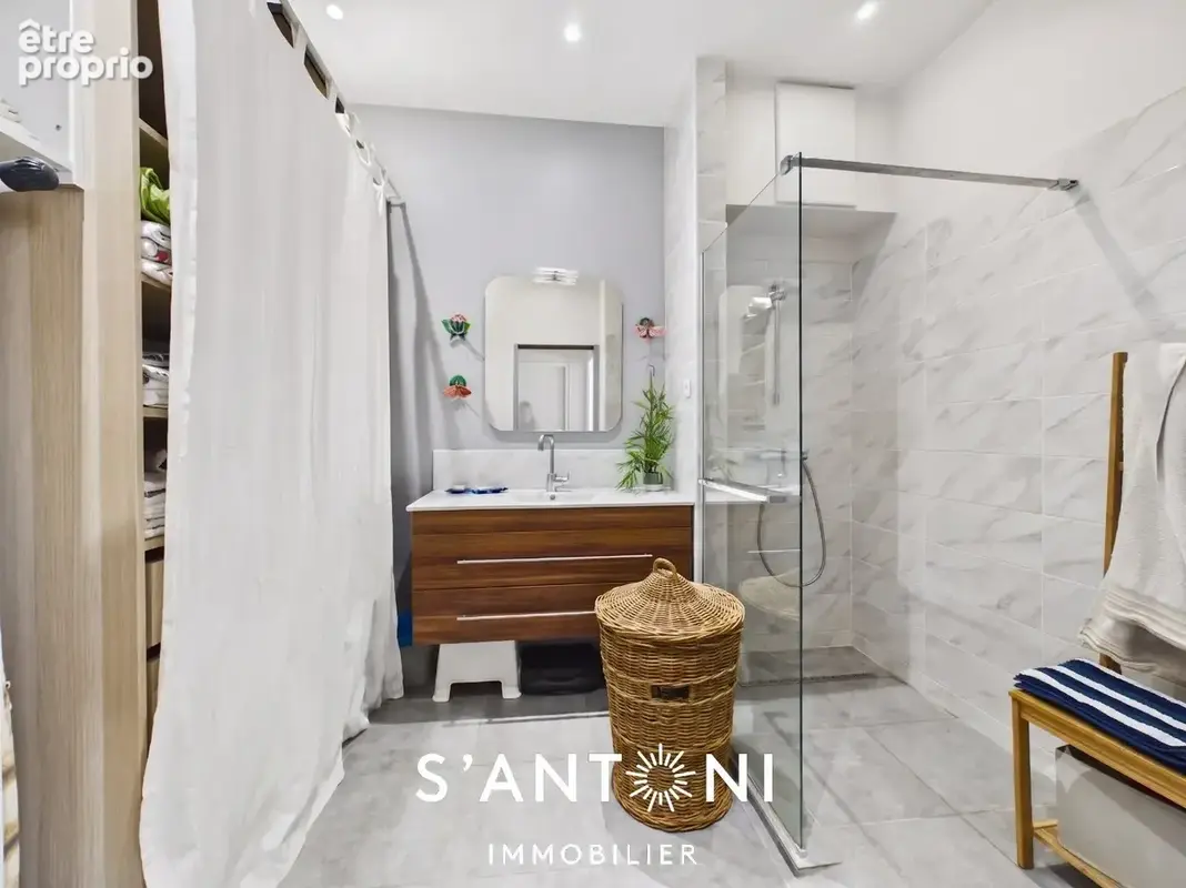 Coup de cur au cur de Sète : devenez propriétaire d'un sublime 4 pièces de 100 m² accompagné d'un studio indépendant et de gre - photo 8