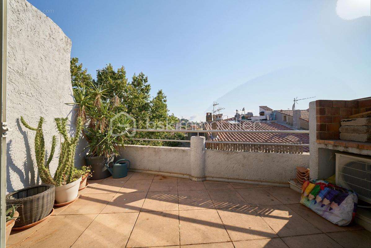 Appartement de type T3 - Le Beausset - photo 2