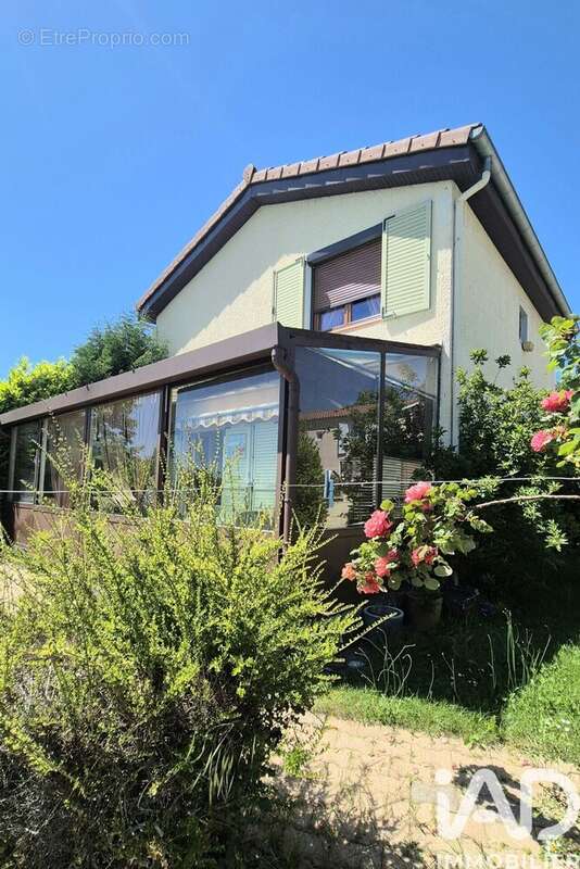 Photo 3 - Maison à SAINT-JEAN-BONNEFONDS