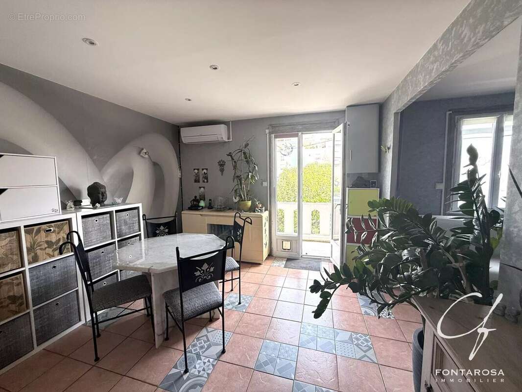 Appartement à FREJUS