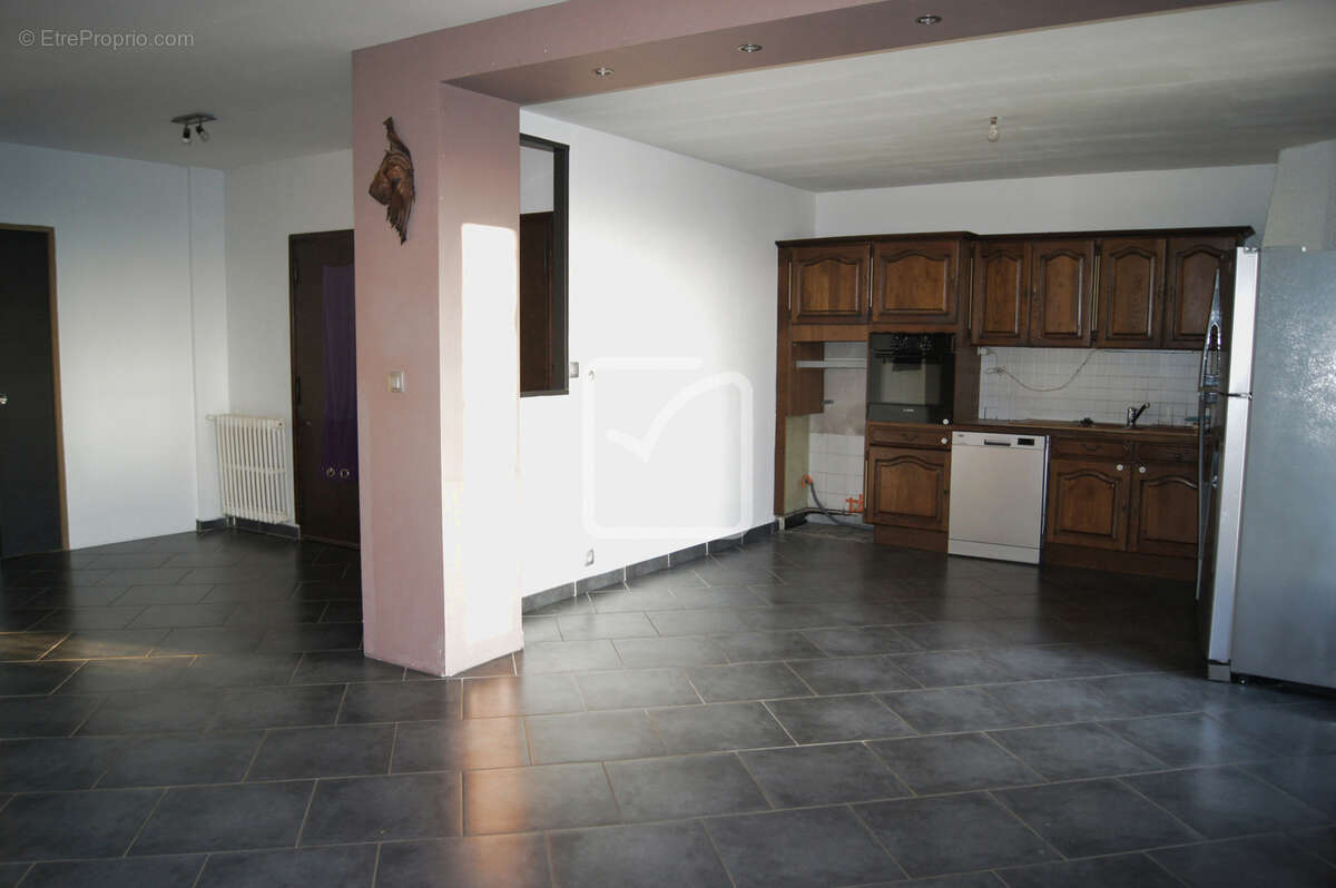 Maison à LIVRON-SUR-DROME