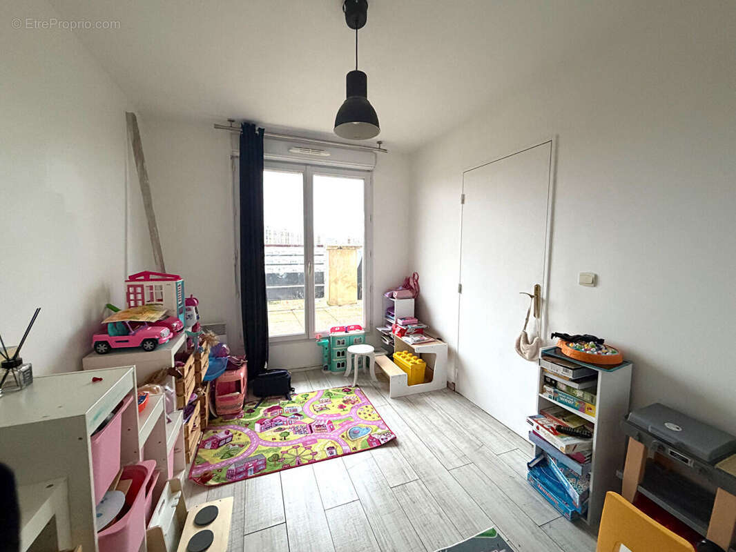 Appartement à EPINAY-SUR-SEINE