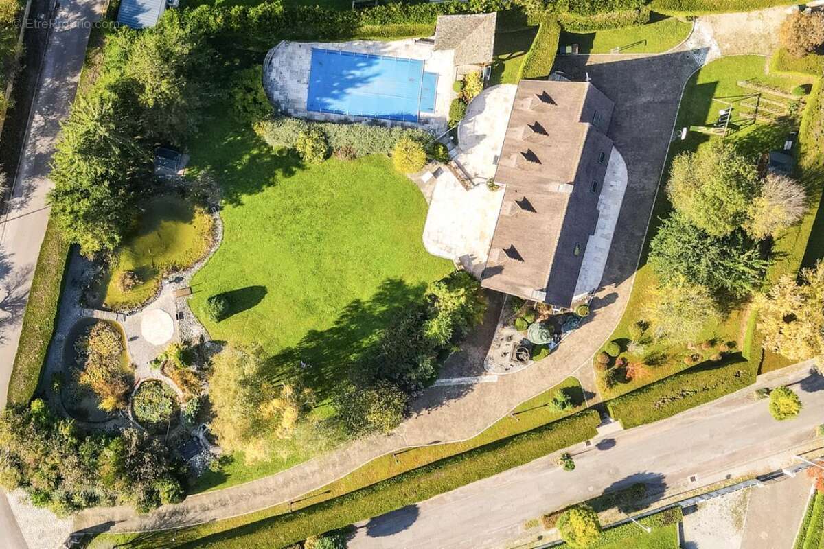 Maison à FLEUREY-SUR-OUCHE