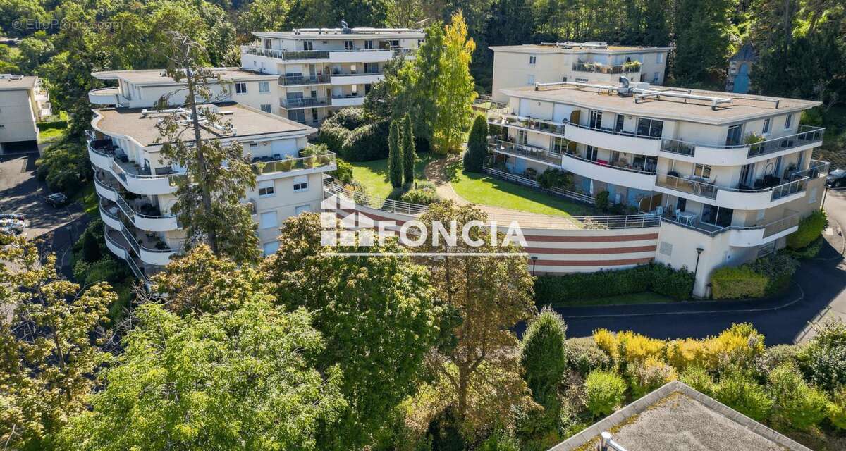 Appartement à CHAMALIERES