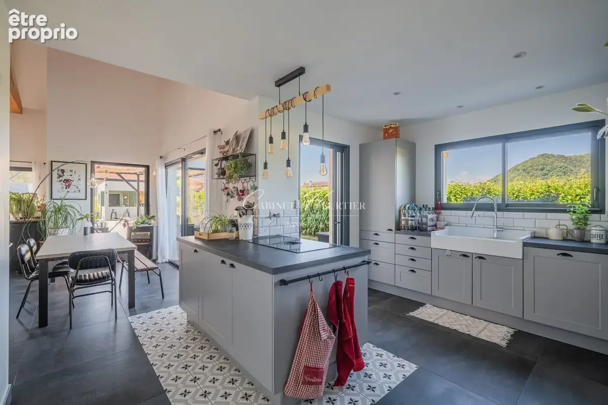 Maison 6 pièces 145 m² à vendre à Saint-Etienne-De-Crossey (38960) - photo 4