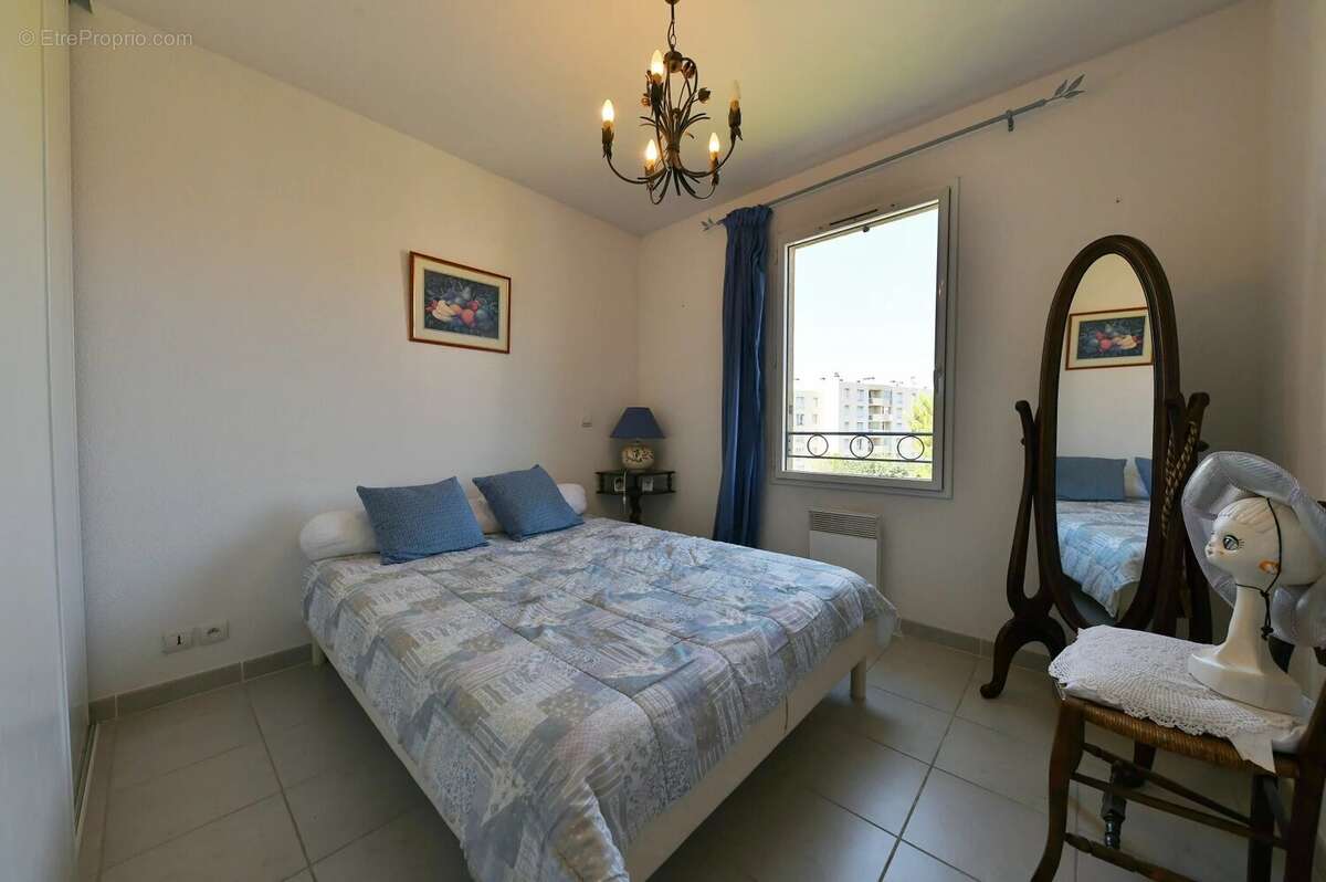 Appartement Uzès, centre-ville à pied, garage - photo 10