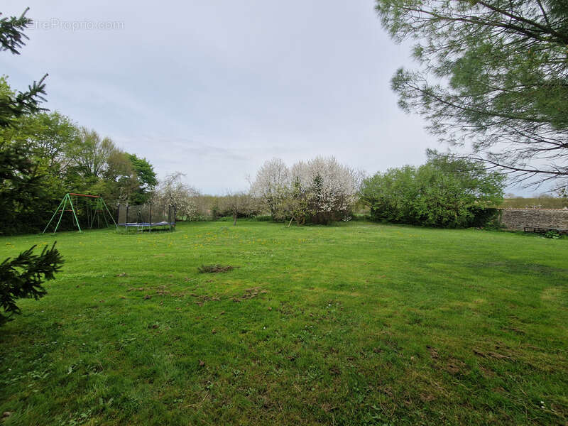 Maison à TONNAY-BOUTONNE