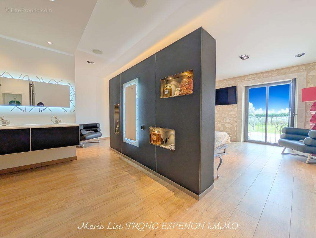Maison 471 m² à Velleron  - photo 24
