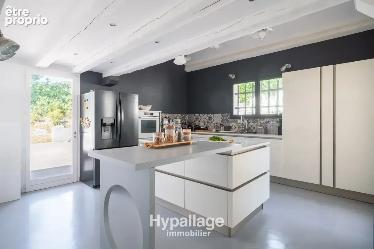 À VENDRE - Maison familiale 165m2 - 4 chambres - Piscine - 13190 ALLAUCH - photo 9