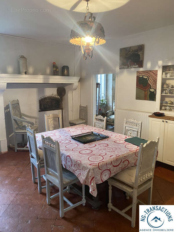 Maison à EPIRY