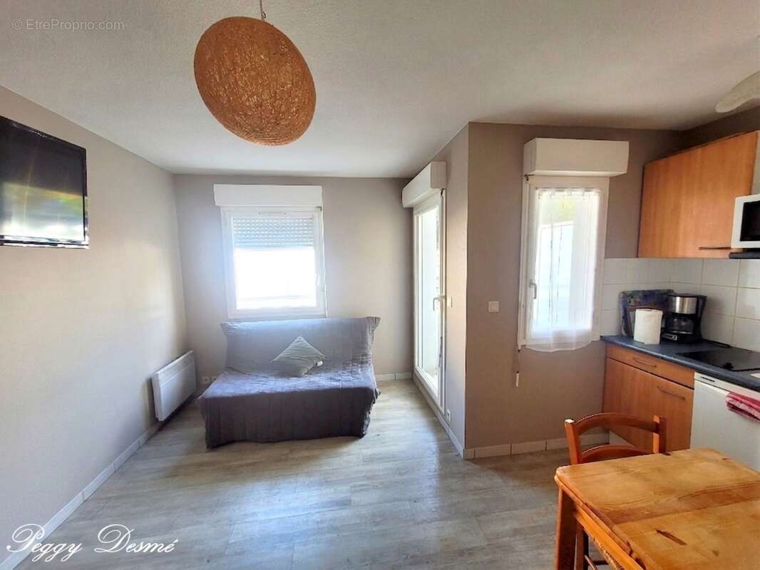 Appartement à vendre T1 BIS LA ROCHELLE (17) - Balcon - Local à vélos - photo 5