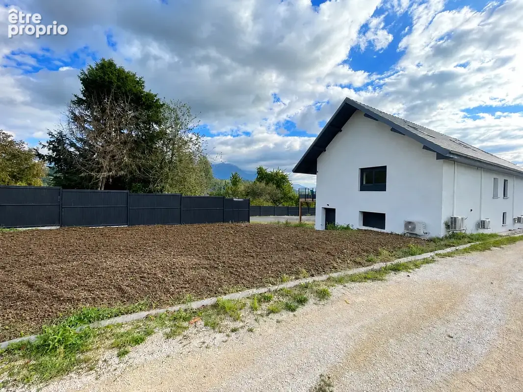 Appartement à LA BIOLLE