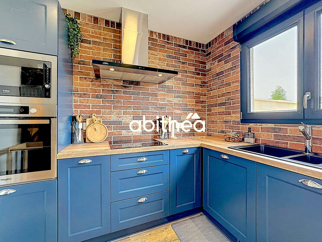 Maison à NEUVILLE-SAINT-REMY