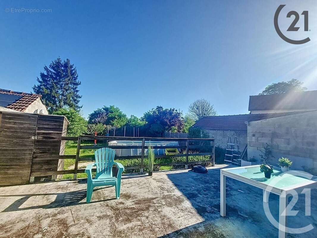 Maison à BETON-BAZOCHES