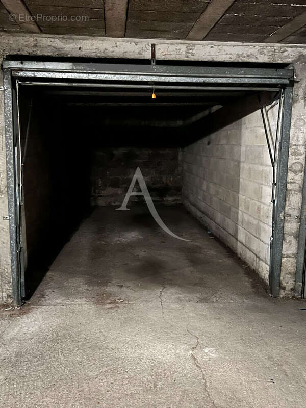 Parking à CHEVILLY-LARUE