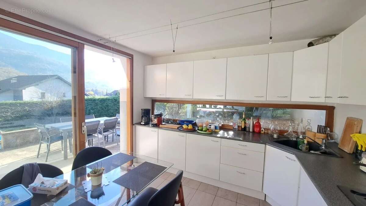 Maison à VAULNAVEYS-LE-HAUT